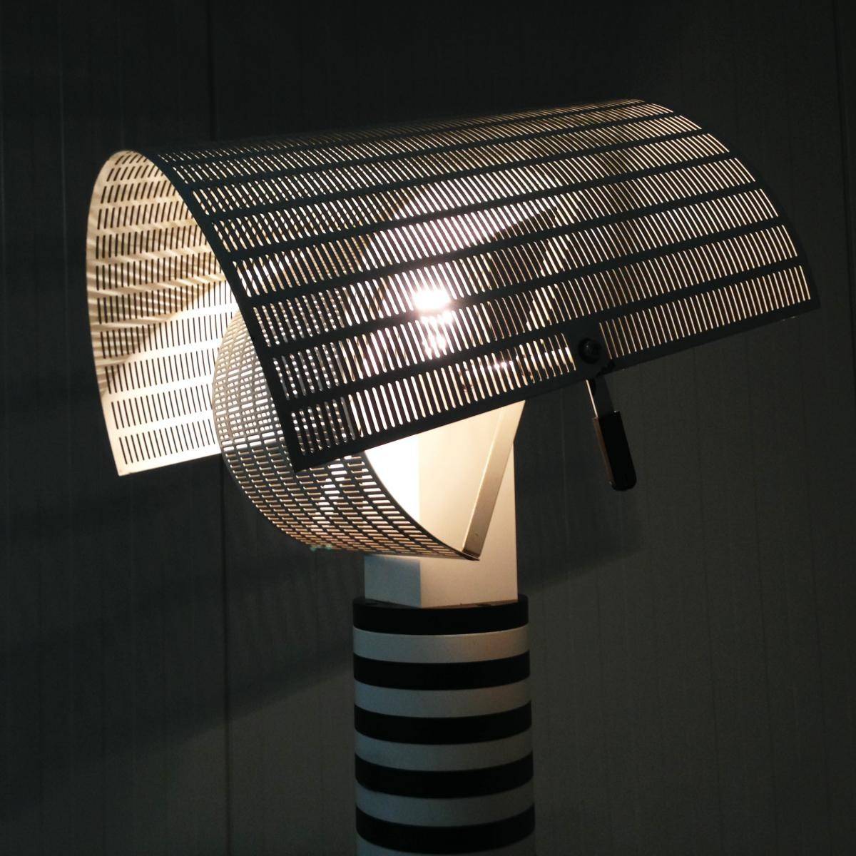 Lampe de table Shogun pour Artemide à Marseille chez issima